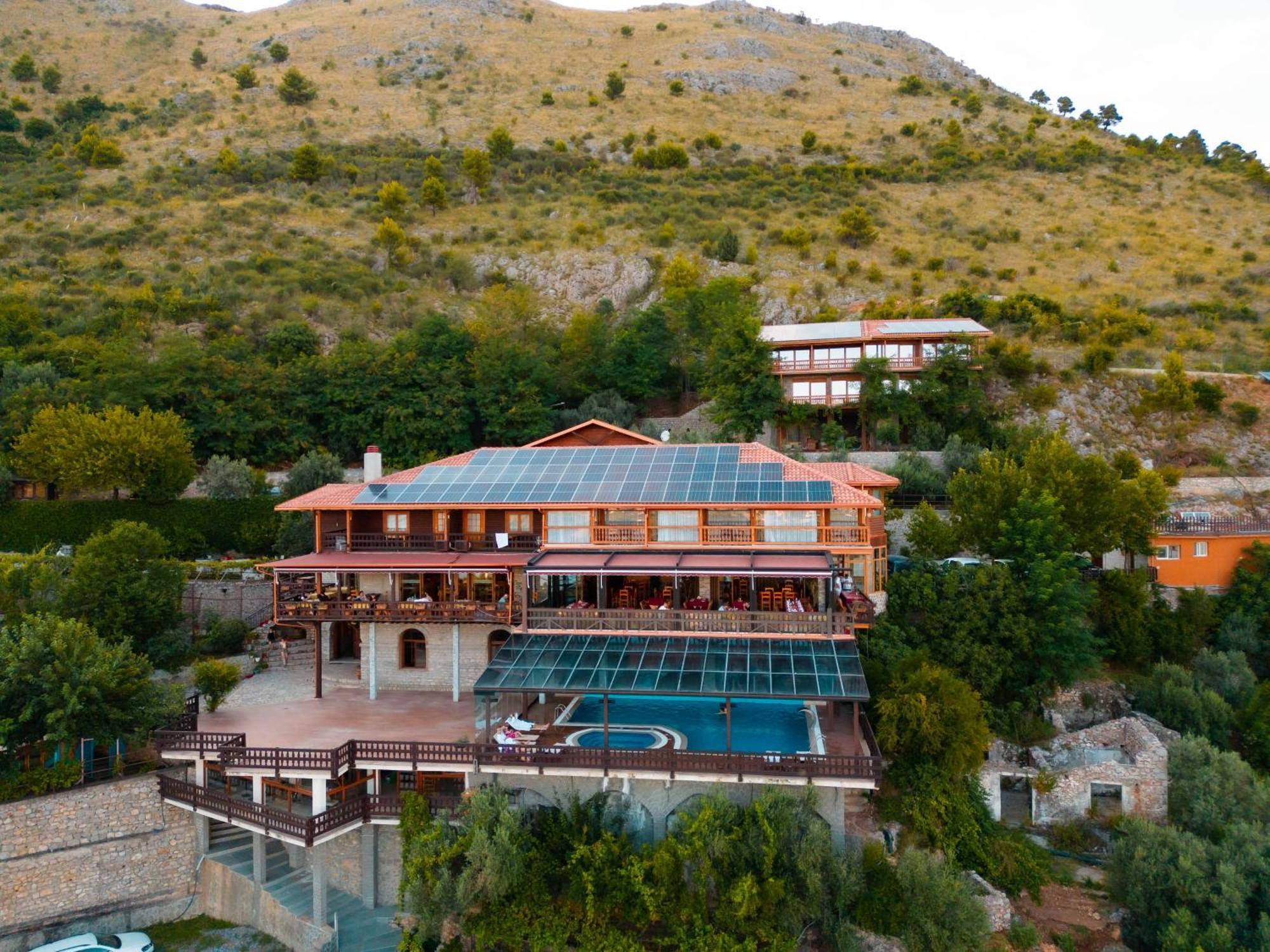 Hotel Old House à Canaj Extérieur photo
